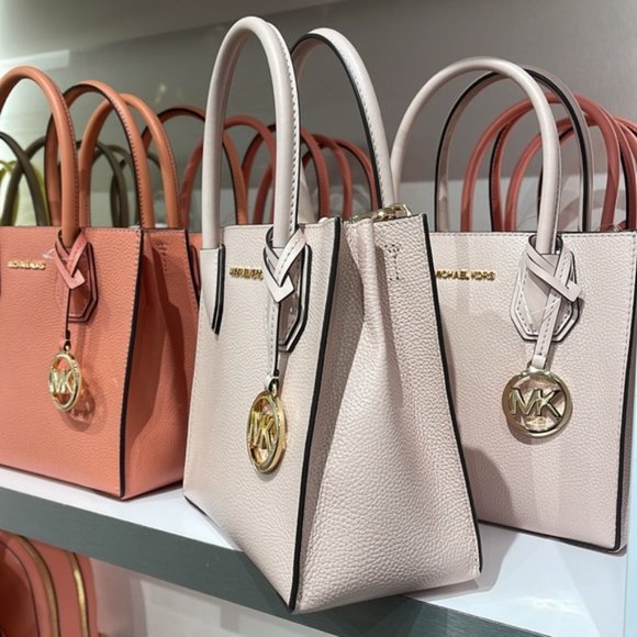 Michael Kors Mercer Medium Leather Messenger Powder Blush - Picture 6 of 16